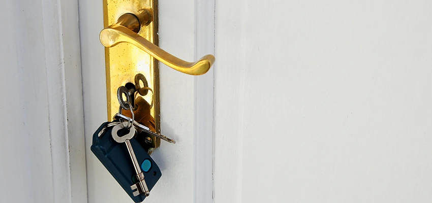 Broken Door Key Extraction in Alondra Park, CA